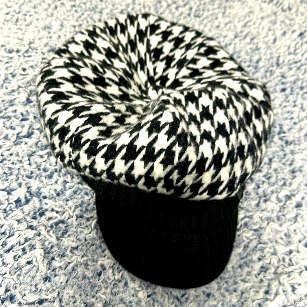 D&Y hat